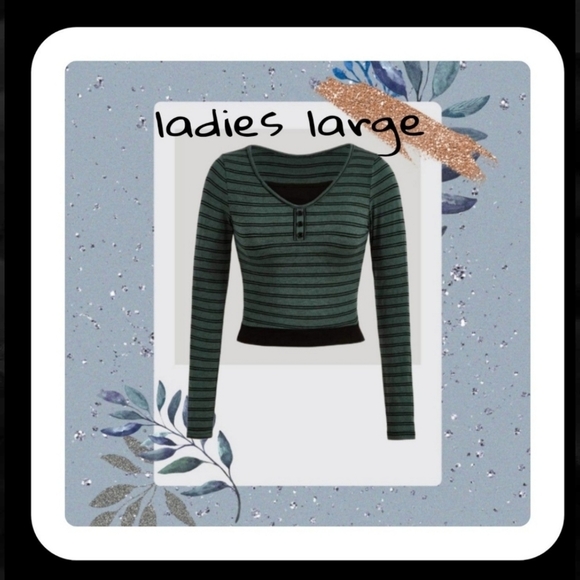 Tops - Long Sleeve Crop Top(LARGE)